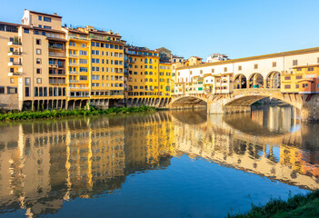 Obraz premium Ponte Vecchio bridge over Arno river in Florence, Italy