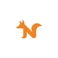 Obraz premium letter n fox dog simple pet abstract logo vector