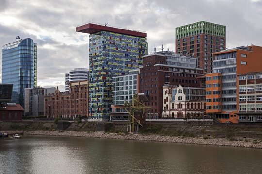 Ensemble of buildings at the Media Harbour, PEC, SIGN!, Alte M&auml;lzerei, Colorium, Roggendorf-Haus, Media Harbour, D&uuml;sseldorf, North Rhine-Westphalia, Germany