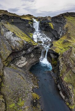 Aerial view, &Oacute;f&aelig;rufossar, two waterfalls, Eldgj&aacute; fire gorge, Icelandic highlands, Iceland