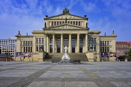 Konzerthaus Berlin Concert Hall and Schiller monument, Gendarmen square, Unter den Linden, Berlin, Germany