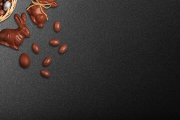 Fototapeta premium Small tasty sweet Chocolate eggs Easter sweet.