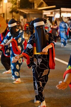 西馬音内盆踊り　秋田県羽後町　traditional japanese dance festival