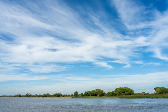 banks of the Weser in Sandstedt during summer