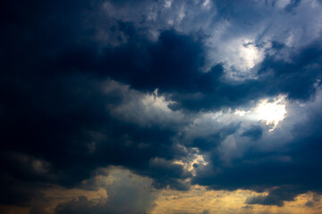Obraz premium beautiful sky and clouds at sunset
