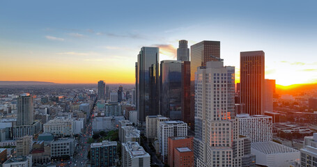 Fototapeta premium Los Angeles cityscape urban modern buildings. Los Angeles downtown financial district towers. Los Angeles aerial panorama California city. Los Angeles architecture.