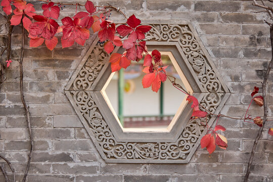 A six-sided window in classic Chinese style