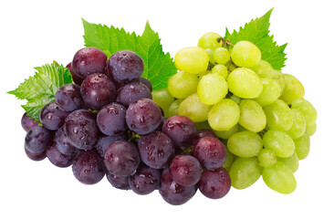 Fototapeta premium Red and green grapes with leaves isolated on transparent background for fresh fruit concept 
