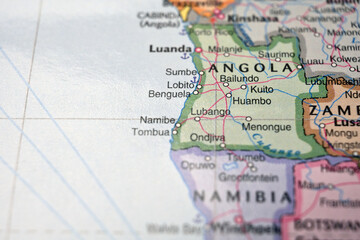 Obraz premium Lubango Angola – Map Location with Blurred Background