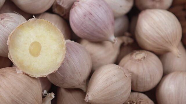 	
Video of Fresh garlic