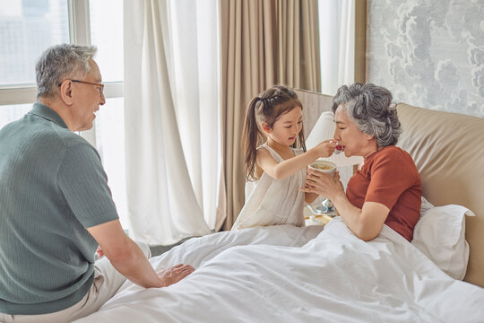 Bedridden elderly patient receiving excellent care