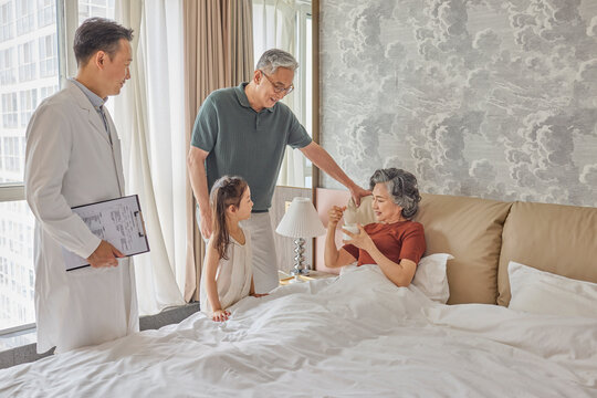 Bedridden elderly patient receiving excellent care