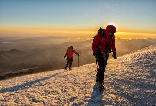 Russia, Upper Baksan Valley, Caucasus, Mountaineer ascending Mount Elbrus