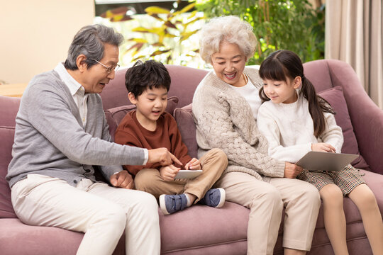 Screen time with Grandma and Grandpa