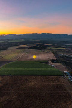 Sunrise hot air balloon ride over Mareeba in the Atherton Tablelands