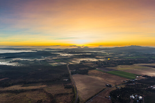 Sunrise hot air balloon ride over Mareeba in the Atherton Tablelands