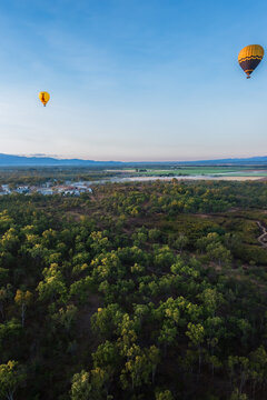 Hot air balloon rides over Mareeba in the Atherton Tablelands