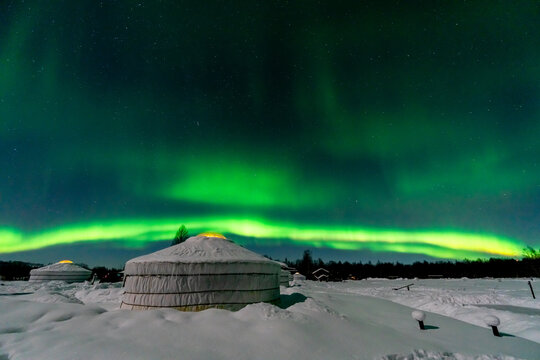 artic northern lights 