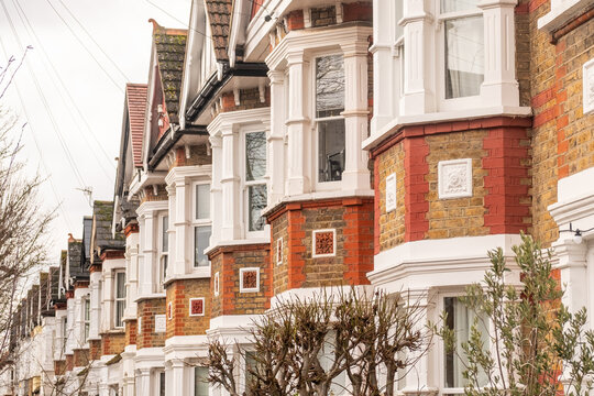Hanwell, Ealing- Victorian terraced housing row &ndash; classic bay window suburban architecture
