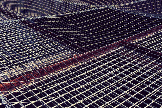 落下防止の金網