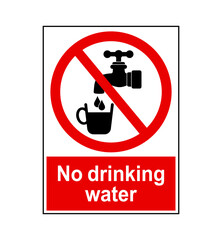 znak zakazujący picia wody © robert6666