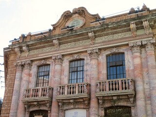 Fototapeta premium colonial historic architecture of Leon, Guanajuato, Mexico