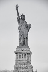 Obraz premium Statue of Liberty seen from the ferry through infrared photography dramatic view NYC