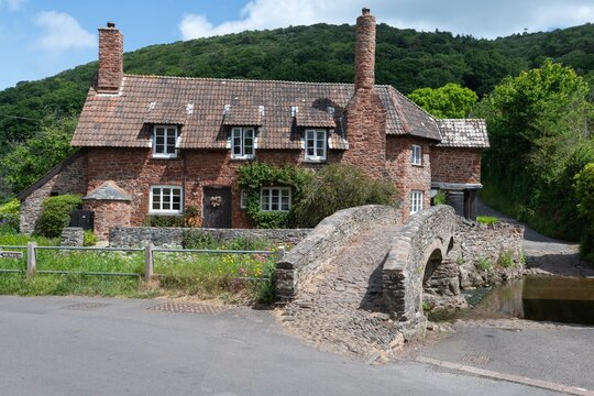 Photo of the Allerford packhorse bridge in Exmoor National Park