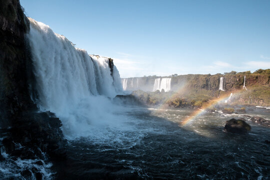 Beautiful view to waterfalls in Igua&ccedil;u, between Brazil and Argentina