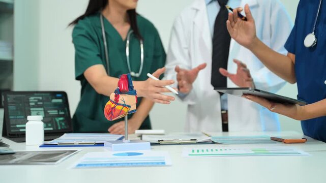 Meeting team of doctor and medical staff Consultation about the treatment of heart disease, pneumonia, gastrointestinal and stomach diseases.