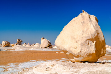 White Desert limestone boulder in Giza, Egypt © Alvise