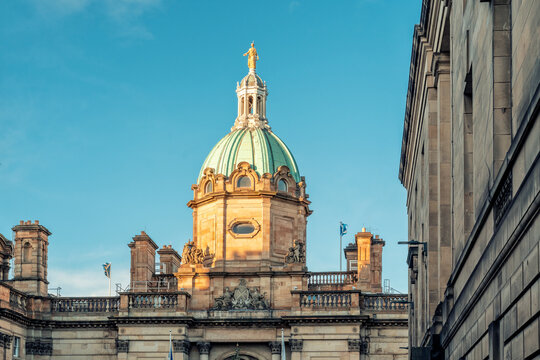 Edinburgh City Chambers dome in autumn with clear sky and historic architecture