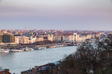 Obraz premium panorama view at the parliament with Danube river in Budapest