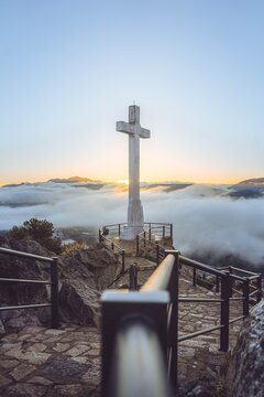 Early morning mist surrounding Cruz de Jaen Spain