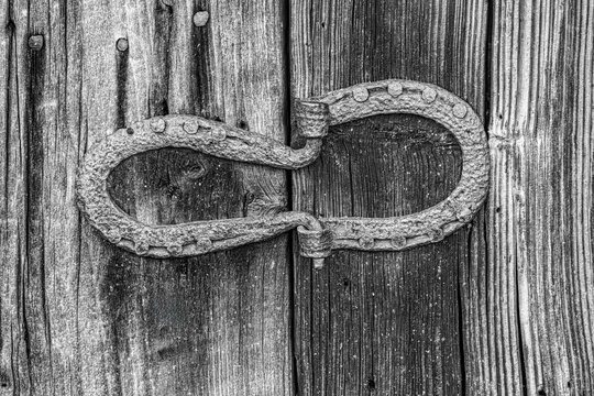 Horse shoe hinge at the Mountain Farm Museum in the Smoky Mountains National Park, USA