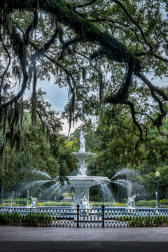 Discover the majestic Forsyth Park Fountain in Savannah, Georgia, USA