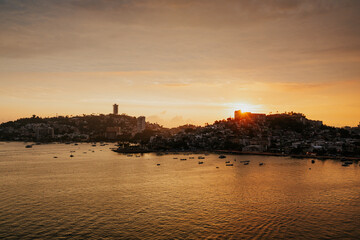 Fototapeta premium Sunrise & Sunset at sea