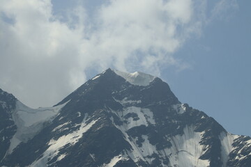 Obraz premium snow covered mountains