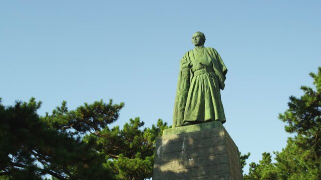 高知県　 桂浜の坂本龍馬像