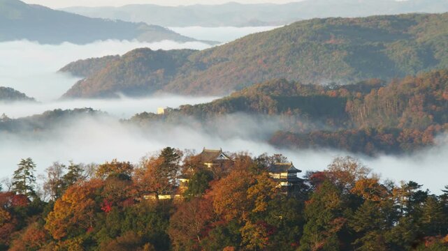 備中松山城と雲海