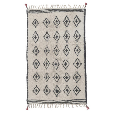 North African handmade wool rug with traditional Berber patterns and detailed weave on transparent background