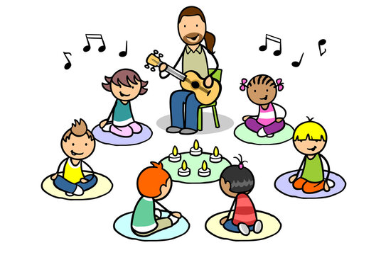 Musiklehrer an Grundschule singt mit Gruppe Kinder