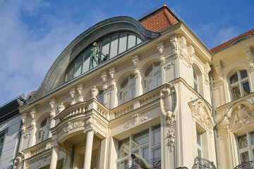 Obraz premium Stuck-Altbau, Uhlandstraße, Charlottenburg, Berlin, Deutschland
