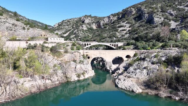 Le pont du diable  dans le d&eacute;partement de l'h&eacute;rault (34150) en r&eacute;gion Occitanie.