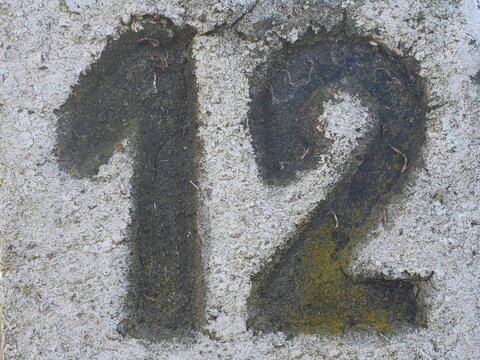 Nummer Zahl Ziffer 12 f&uuml;r Geburtstag oder Jubil&auml;um
