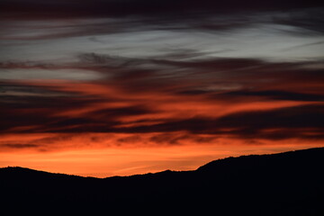 Obraz premium sunset over the mountains