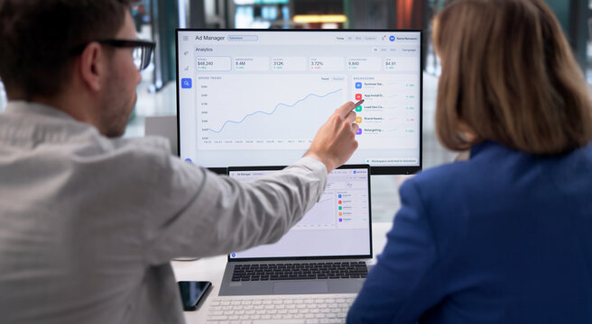 Digital Marketing Specialist Reviews Online Advertising Campaign Metrics