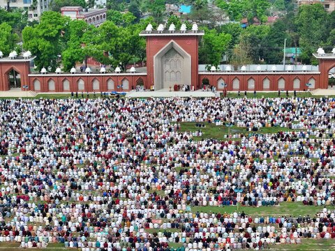 Mass Eid Prayer Forms Striking Patterns at Dinajpur&acirc;&euro;&trade;s Largest Eidgah, Bangladesh