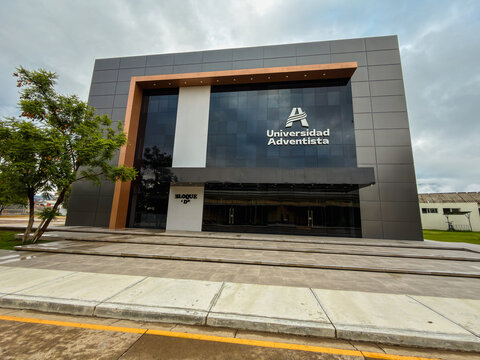 Block "D" of the Adventist University of Bolivia, Vinto - Cochabamba, Bolivia