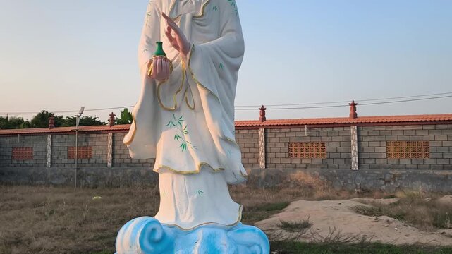 Cinematic Guanyin Lady Buddha Statue 4K